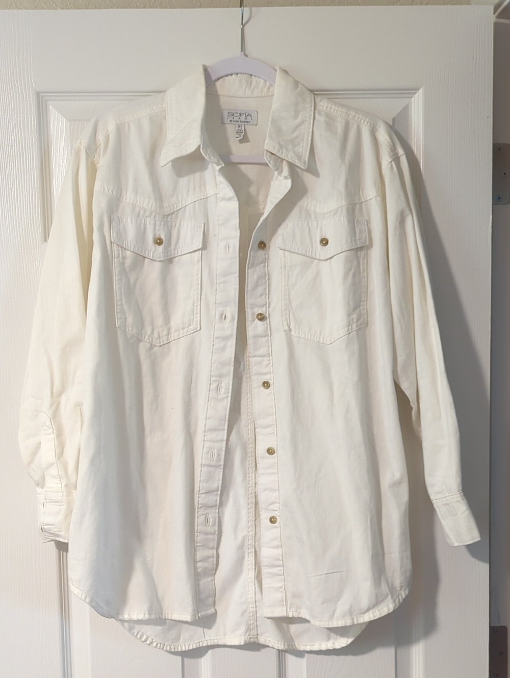 sofia by sofia vergara cream collared button-up top